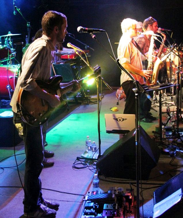 Euforquestra Comes 'Home for the Holidays'