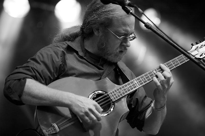 Railroad Earth and Bruce Hornsby Join Forces for Noise of Earth Tour