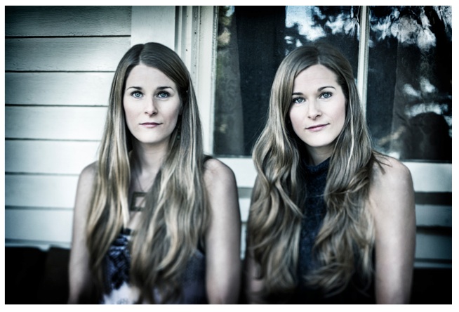 New Frontier Touring Signs The Shook Twins, New Album Soon