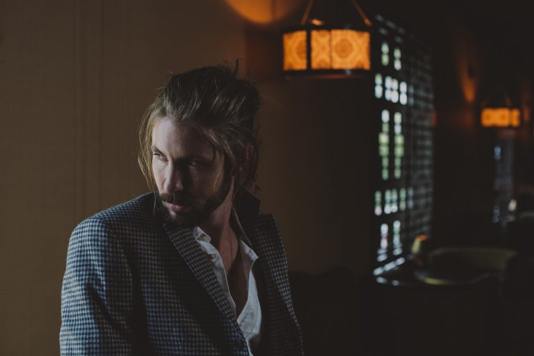 One-man Modern Folk Band Brings His Music Stateside, Jan 2015