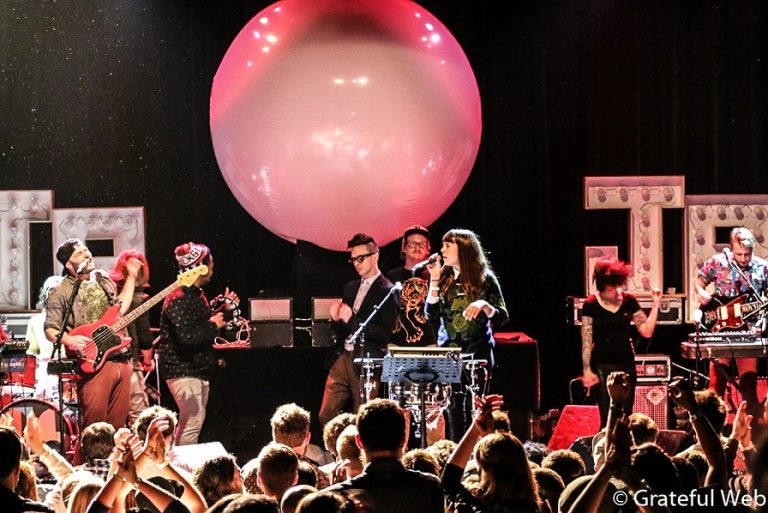 Dale Earnhardt Jr. Jr. | Fox Theater | 10/28/14 | Review