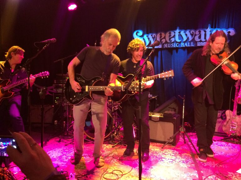 Bobby Weir joins John Oates @ Sweetwater