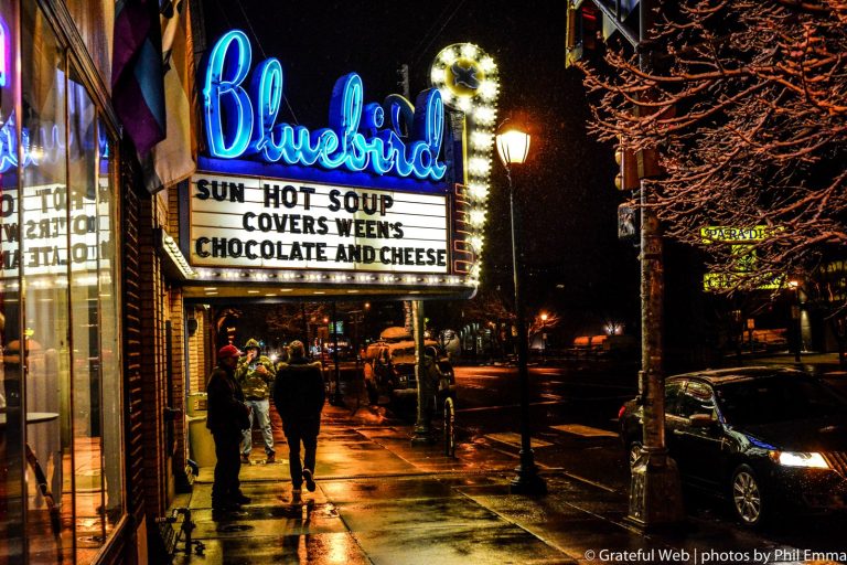 Hot Soup Plays Ween's Chocolate & Cheese