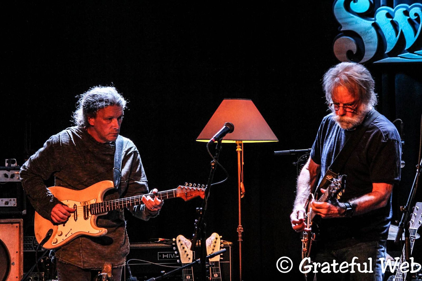 Steve Kimock and Bob Weir