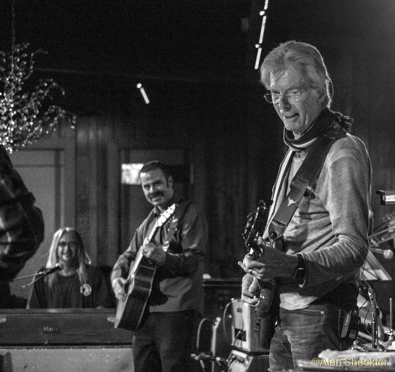 Jeff Chimenti, Dan Lebowtiz and Phil | Terrapin Crossroads