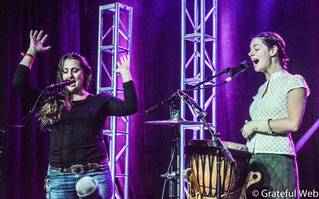 Annie and Bonnie Paine