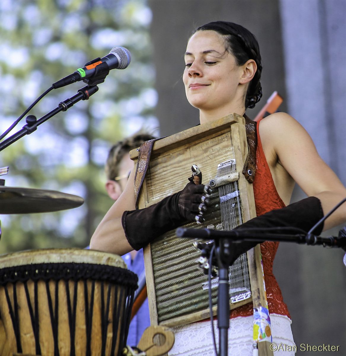 Bonnie Paine | Elephant Revival