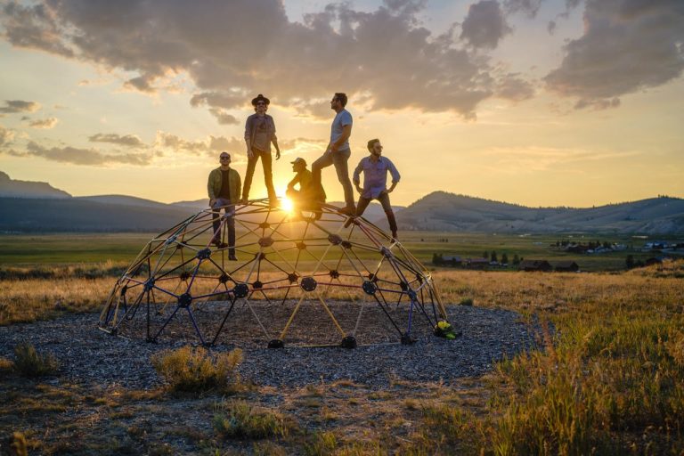 Brothers Comatose Release New Song