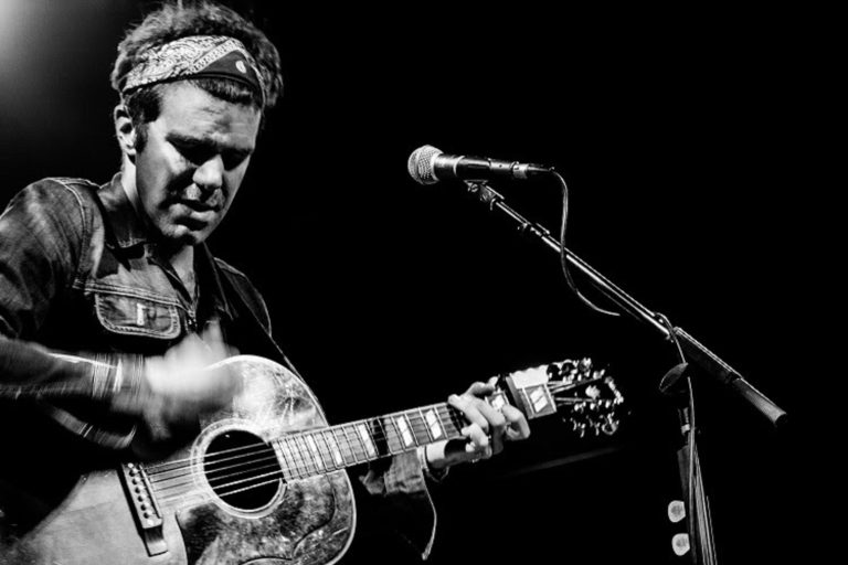 Stephen Kellogg Shares "Love Of My Life"