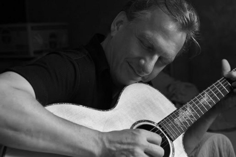 Ellis Paul "I Ain't No Jesus" Music Video Out Now