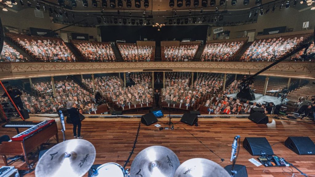 Joe Bonamassa's live concert reaches 44 countries