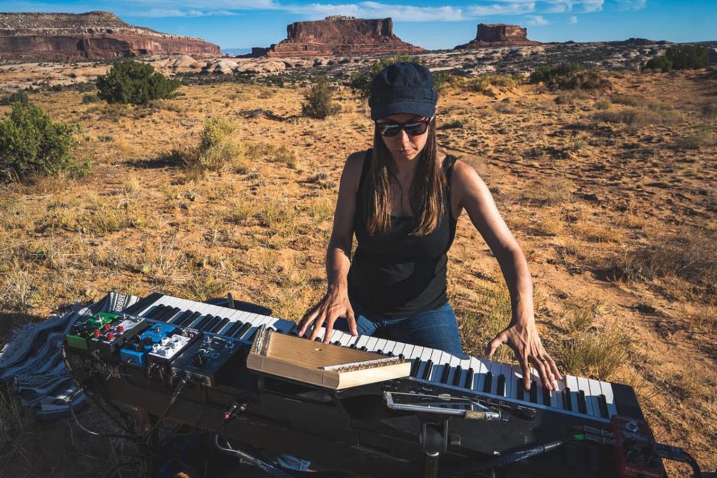 Holly Bowling announces second leg of groundbreaking wilderness livestream tour