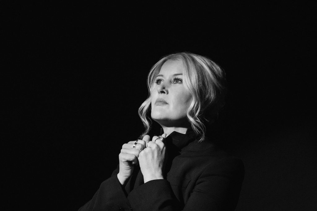 Paula Cole Shares New Song "Black Mountain Blues"