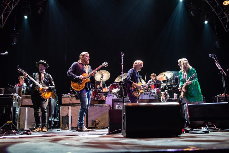 Tedeschi Trucks Band Announces 2021 Beacon Theatre Residency In NYC, Share "Little Wing" Performance