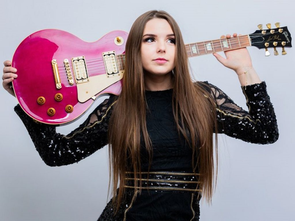 GW Premiere: Ally Venable plays "Hateful Blues"