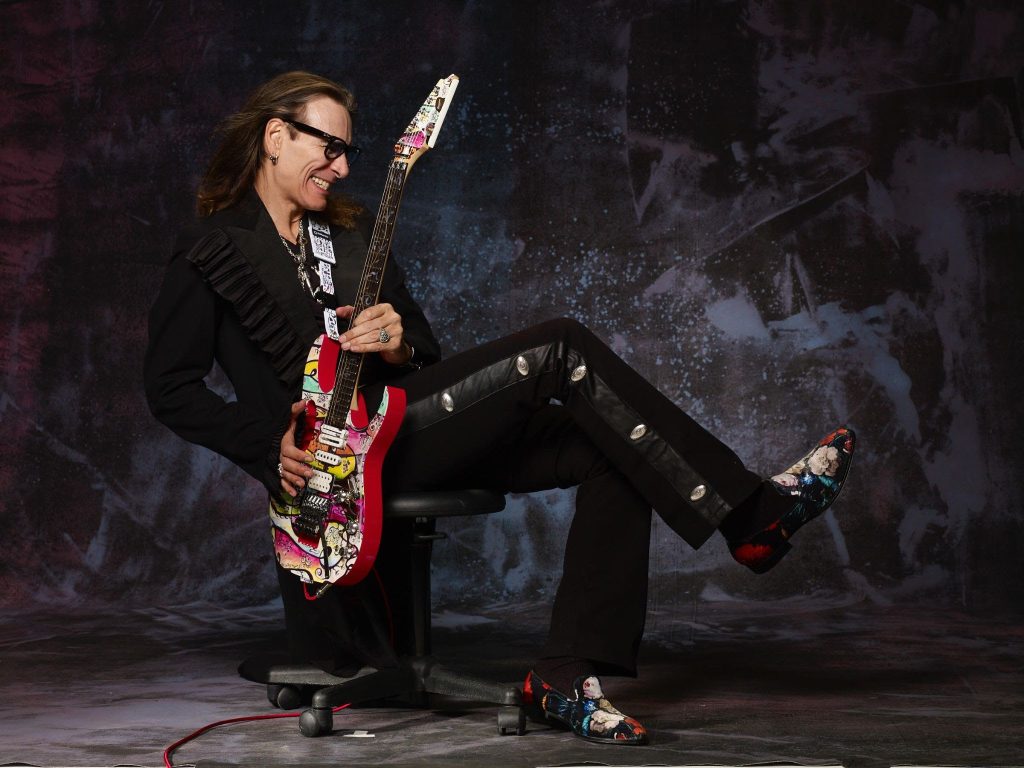 STEVE VAI RESCHEDULES PLANNED TOUR OF NORTH AMERICA