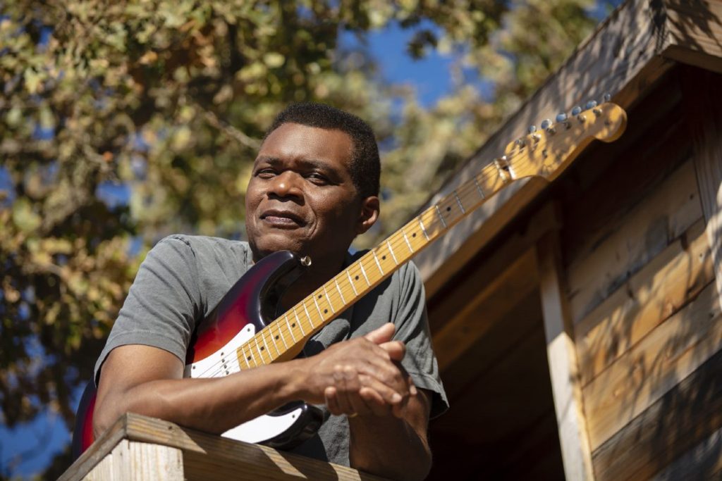 Robert Cray to play Chautauqua Auditorium August 28th, 2022