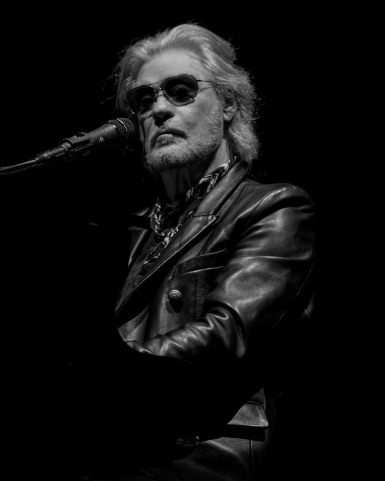 Daryl Hall Shares Live From Daryl's House Recording of "Here Comes The Rain Again" with Dave Stewart