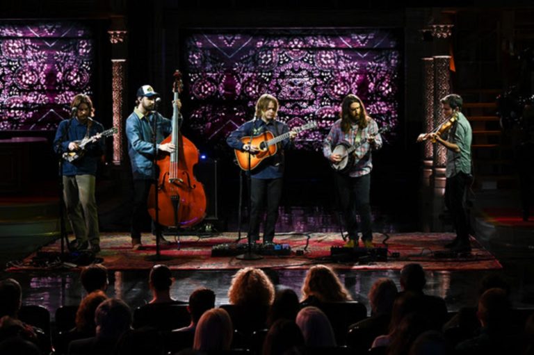 Billy Strings performs “Know It All” on “The Late Show with Stephen Colbert”