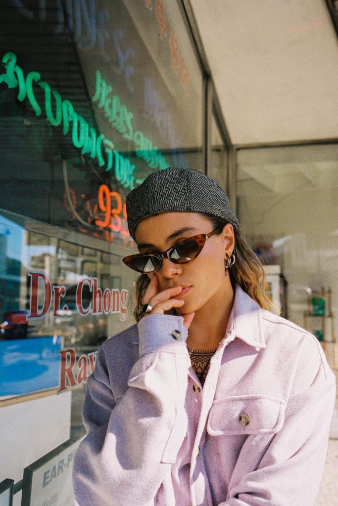 TASH SULTANA Talks About Their New ‘MTV Unplugged, Live In Melbourne’ Album’ And North American 2022 ‘Terra Firma’ Headlining Tour In New Q&A