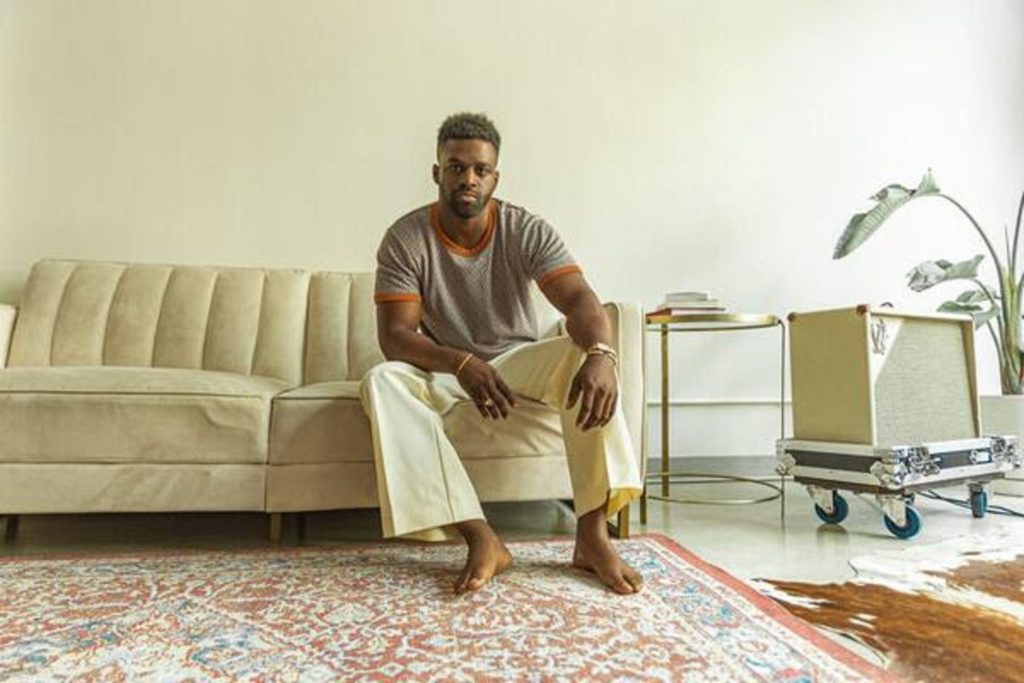 Abraham Alexander releases "Heart of Gold" on Dualtone Records, on tour with Lucius this fall