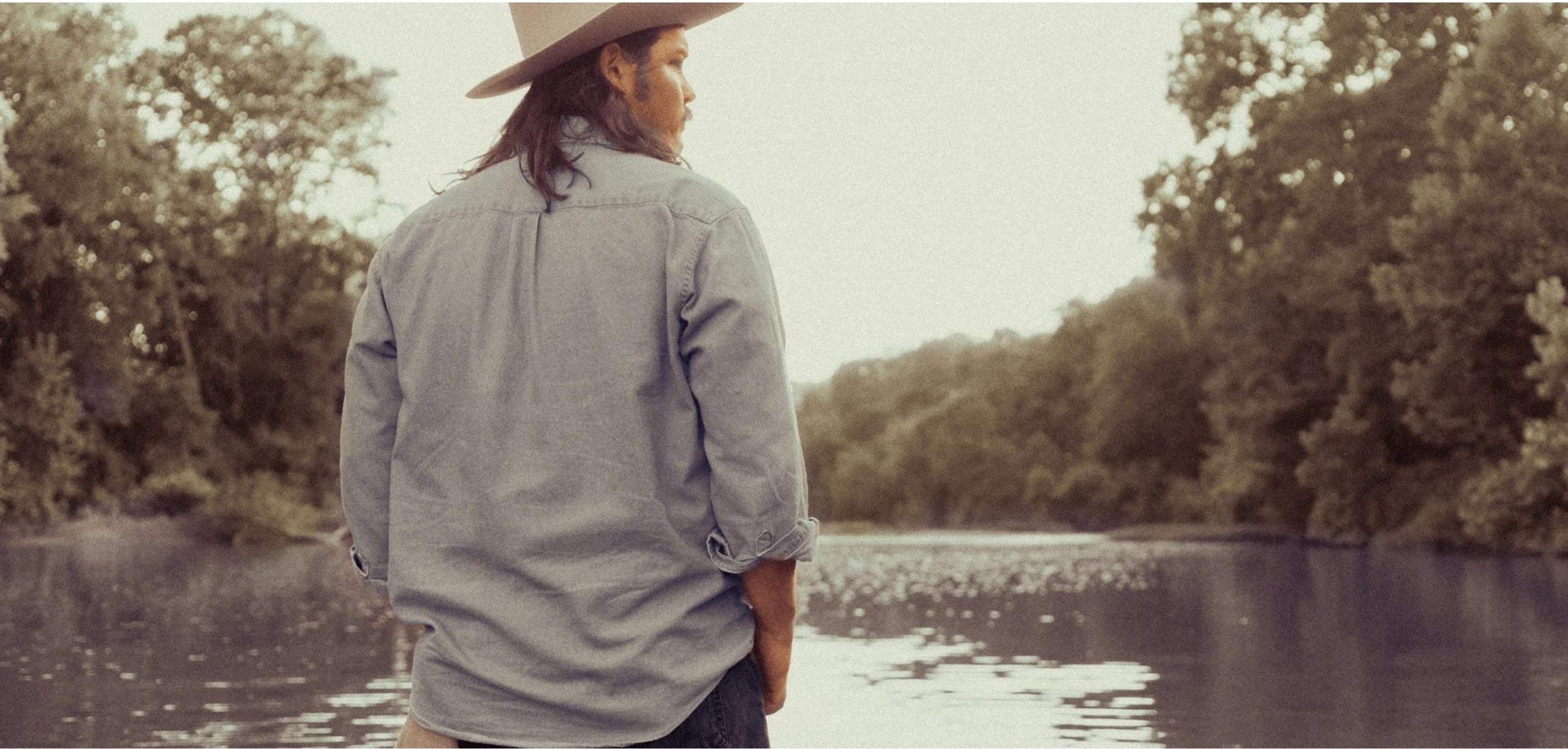 SINGER/SONGWRITER JD CLAYTON TO RELEASE HIS FULLY REALIZED DEBUT ALBUM LONG WAY FROM HOME ON JANUARY 27th