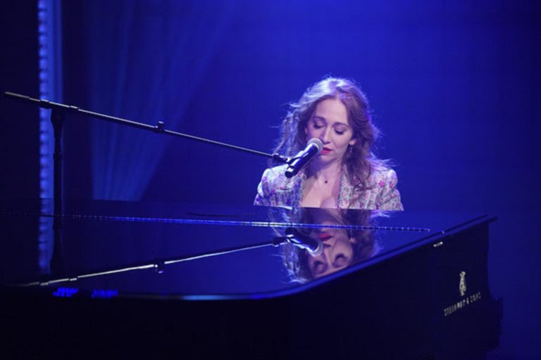 Regina Spektor performs on “Late Night with Seth Meyers" Sold out US tour starts March 1