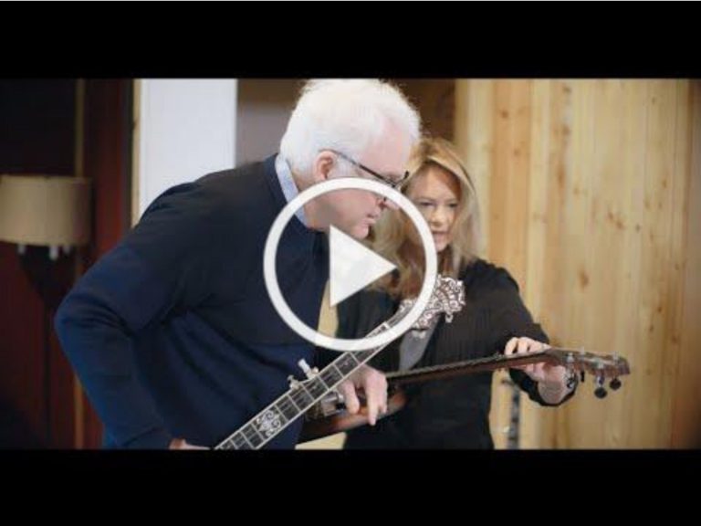 Alison Brown, Steve Martin, Sierra Hull & more collab on "Foggy Morning Breaking"