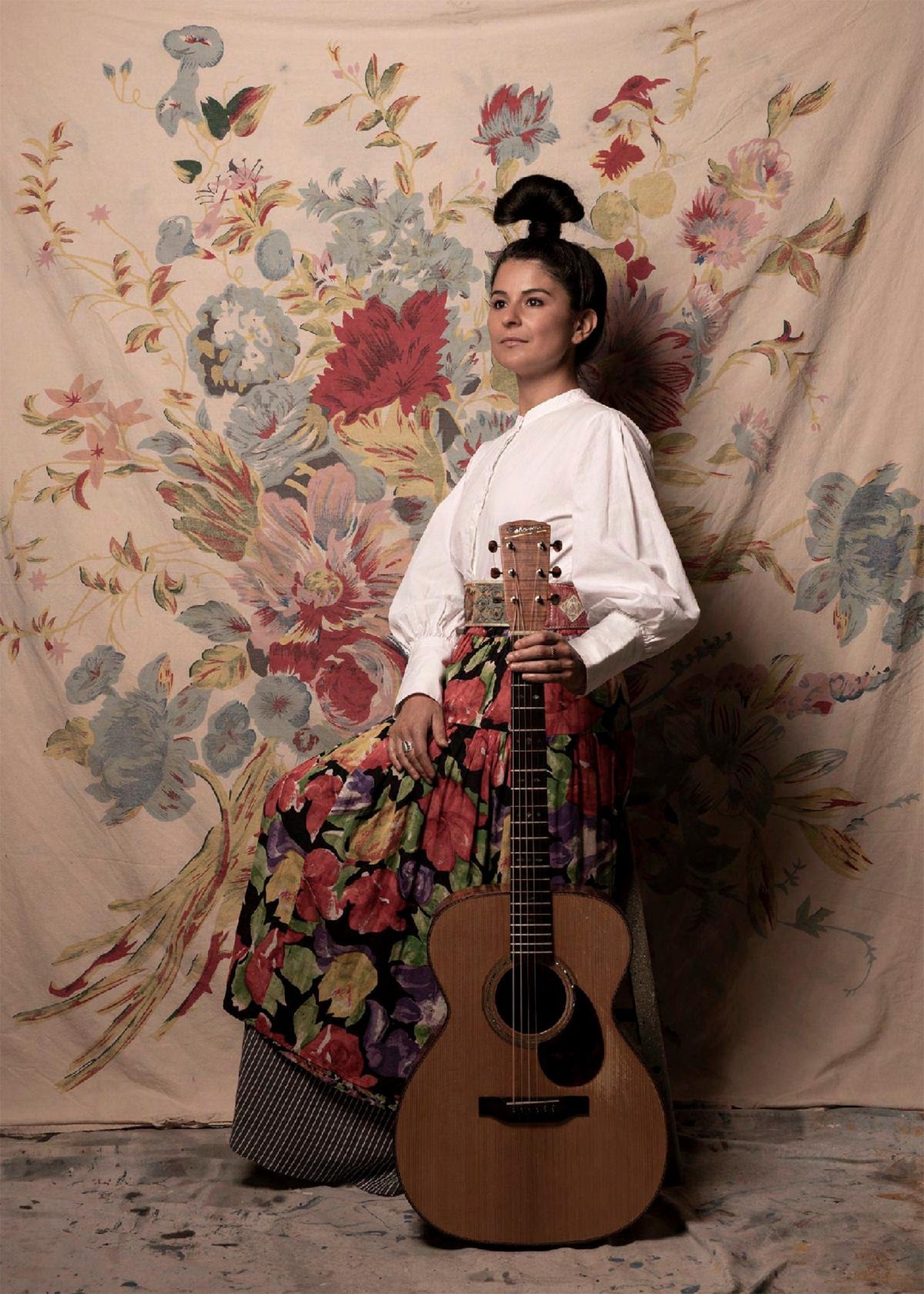 MARIEE SIOU ANNOUNCES SELF-PRODUCED EP CIRCLE OF SIGNS