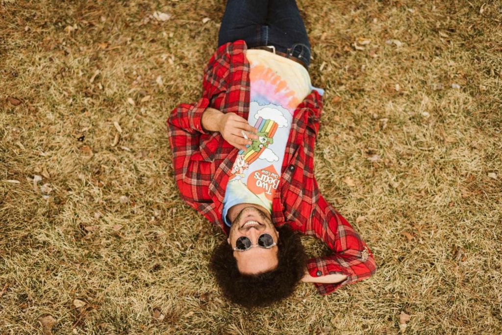 Andy Frasco & The U.N. share psychedelic birthday anthem "Birthday Song"