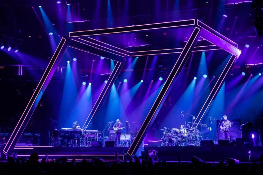 PHISH 𝙂𝘼𝙈𝙀𝙃𝙀𝙉𝘿𝙂𝙀 performance from Madison Square Garden in New York, NY | Watch Now! ​