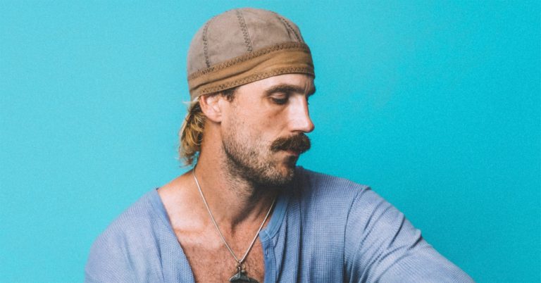 Z2 Entertainment & 97.3 KBCO Proudly Present Rayland Baxter Live at Chautauqua Auditorium