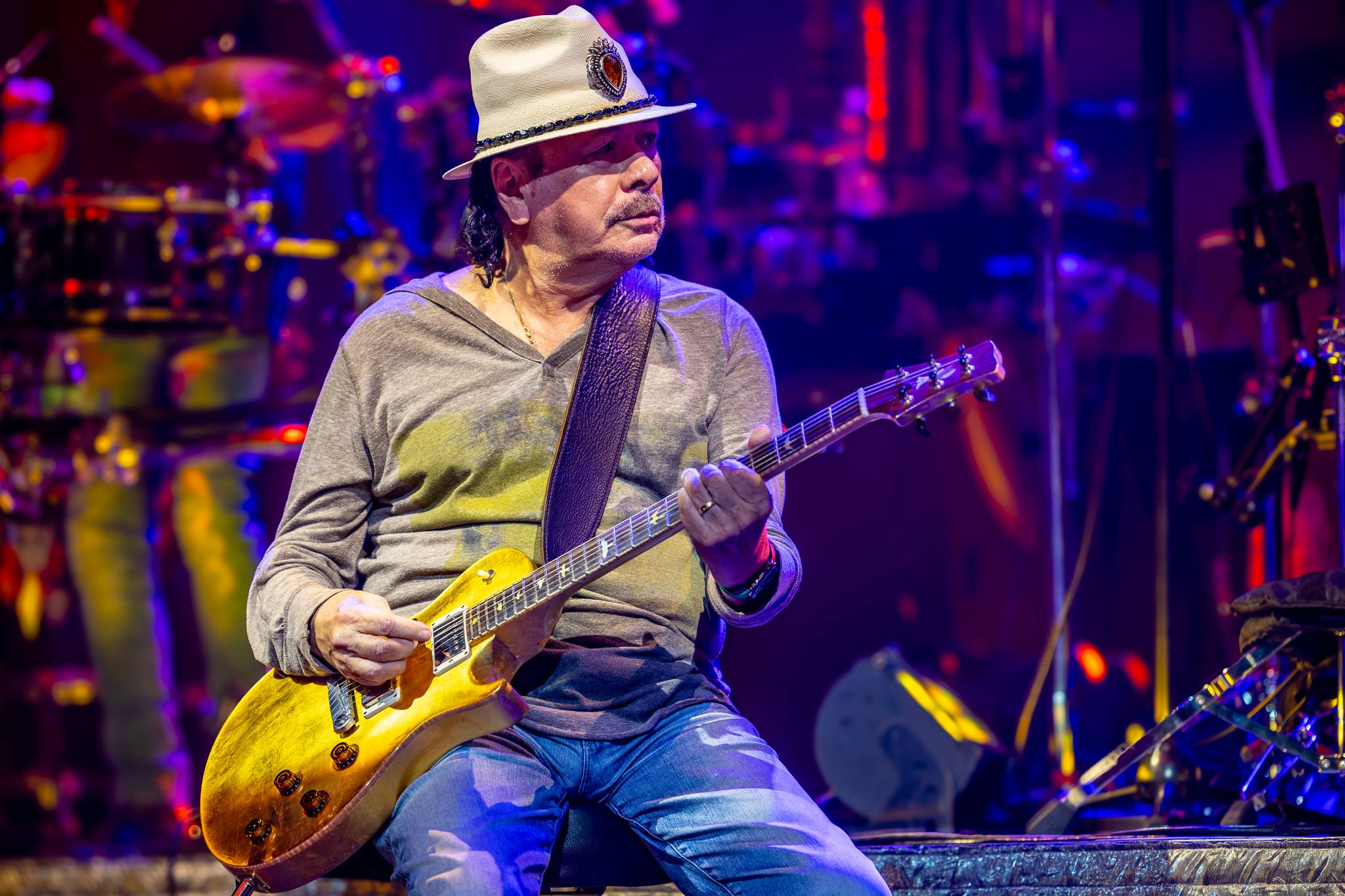 Carlos Santana unites Cincinnati with The Oneness Tour