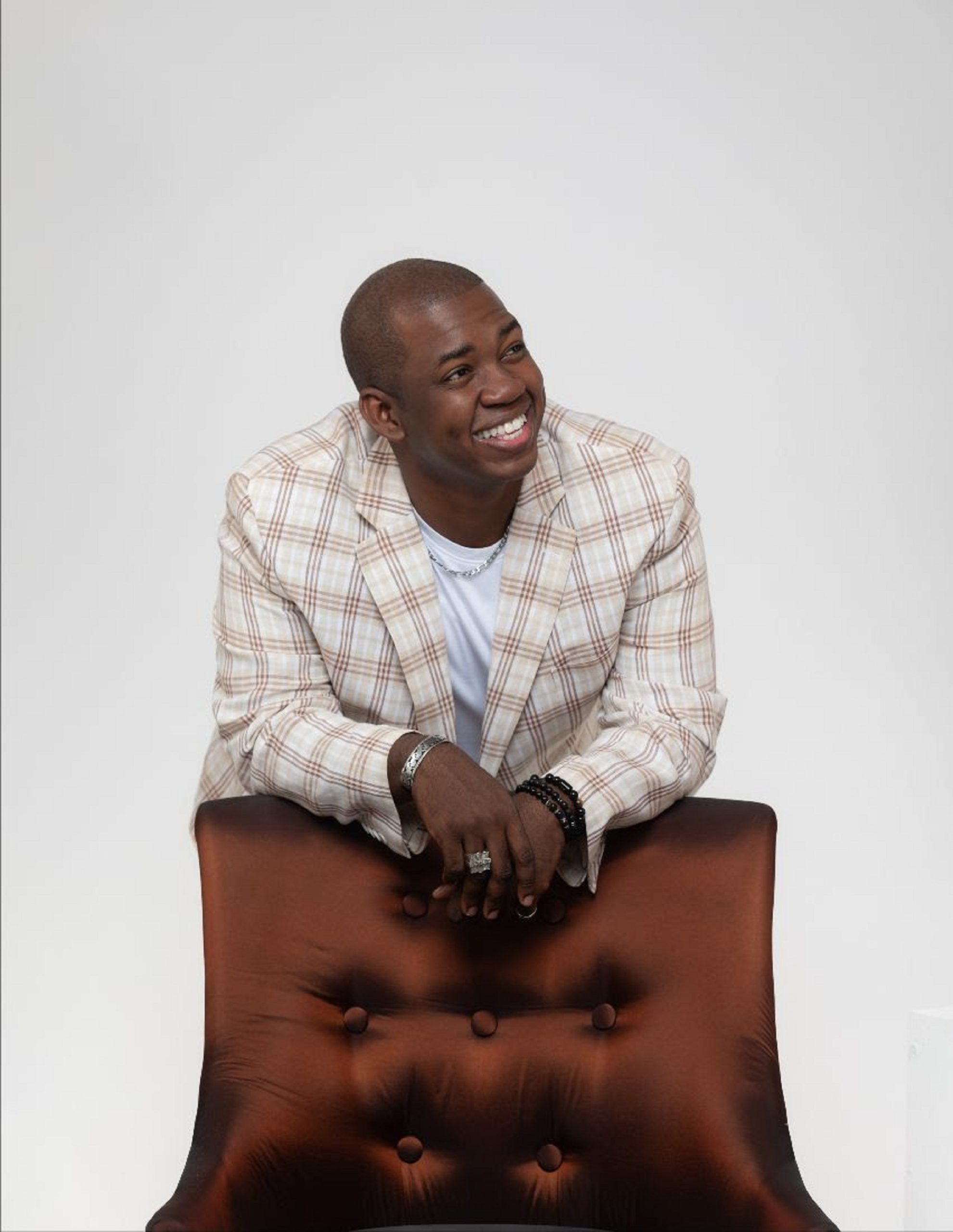 Sonny Gullage Drops Powerful New Single “Things I Can’t Control”