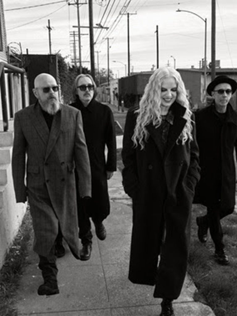 Garbage to embark on extensive North American run in Fall 2025: "Happy Endings"