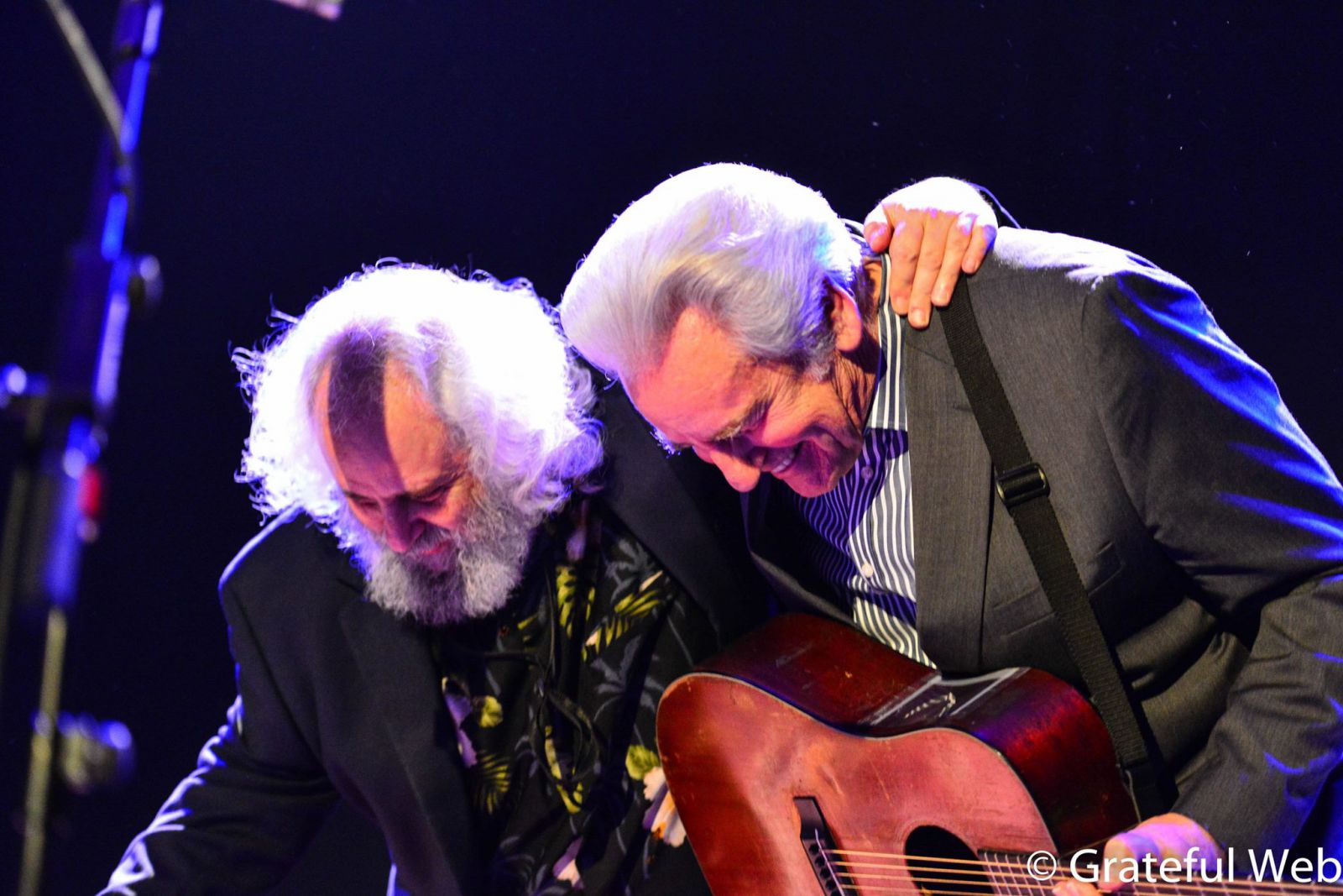 Dawg & Del saying goodnight to the Denver crowd