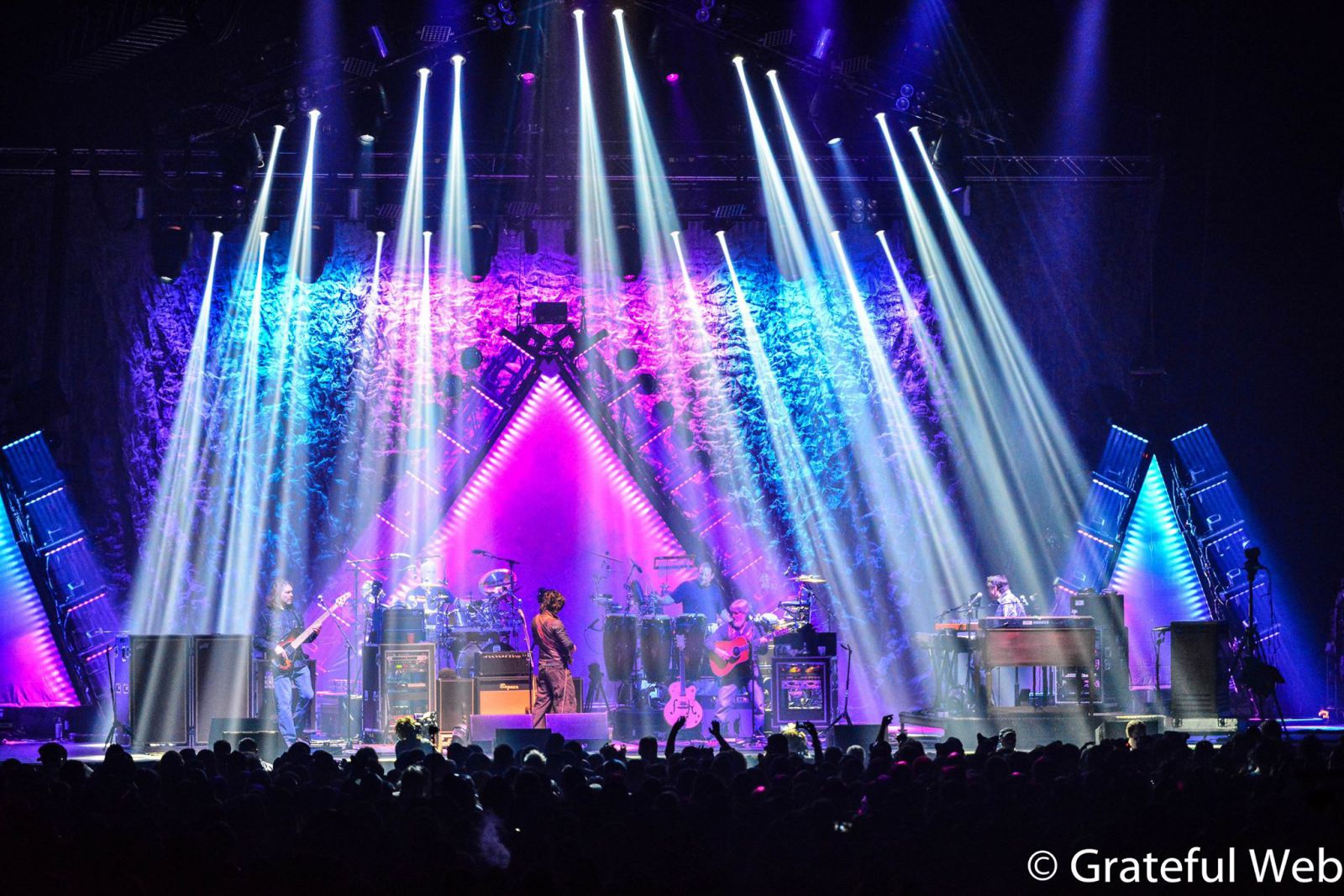 The String Cheese Incident