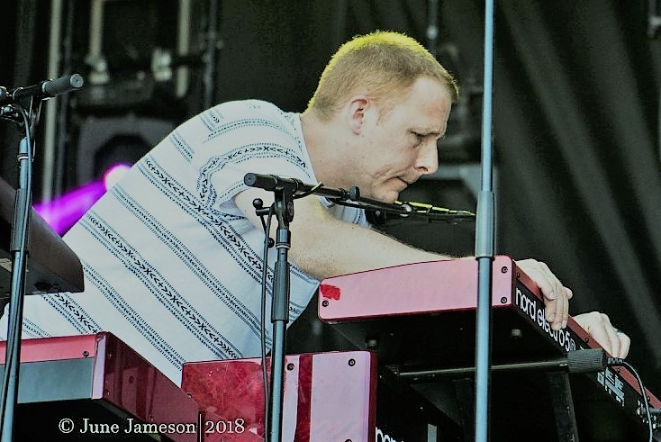 Andrew 