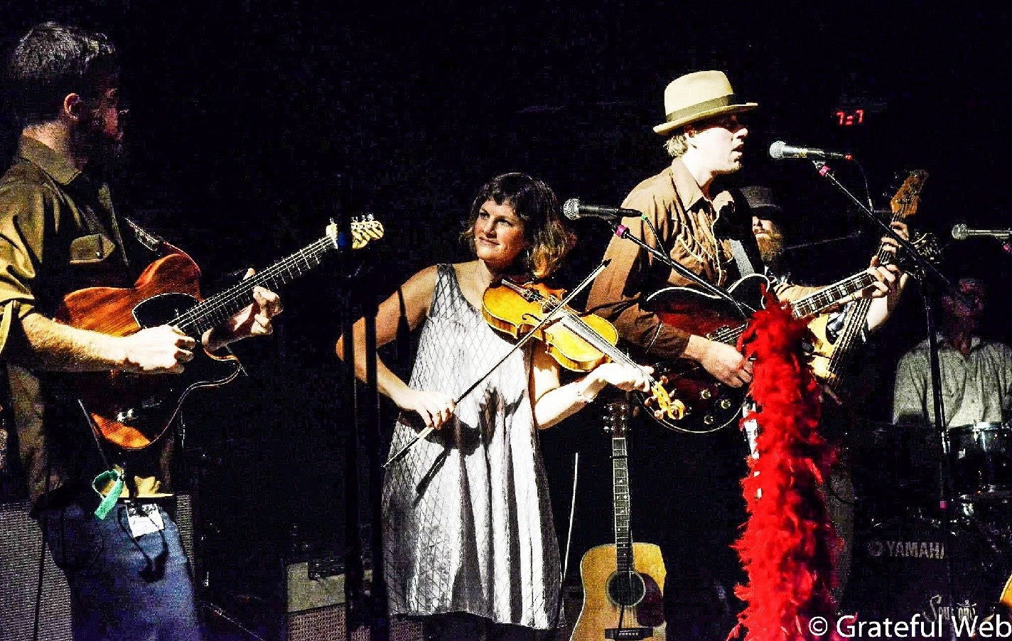 Dead Winter Carpenters