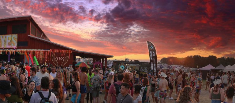 Bonnaroo 2025: Campgrounds Burst with Early-Bird Euphoria