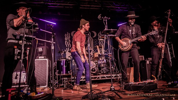 Trevor Hall + Dirtwire | Concord Music Hall | Chicago, IL | 3/29/19