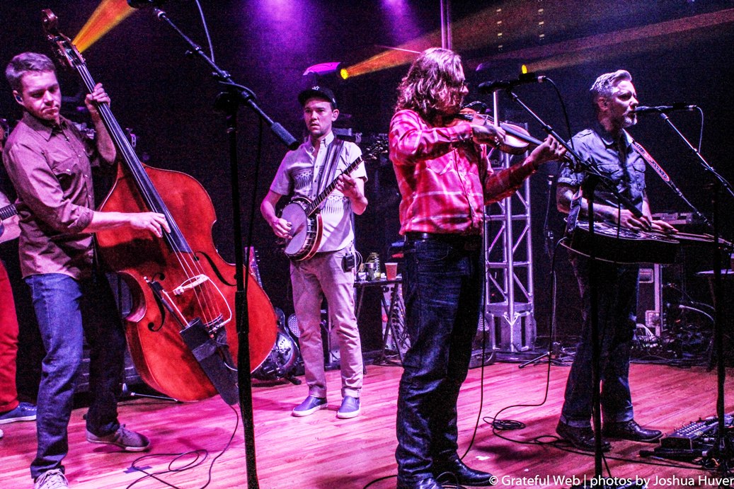 Travis, Chris, Jeremy and Andy | The Infamous Stringdusters
