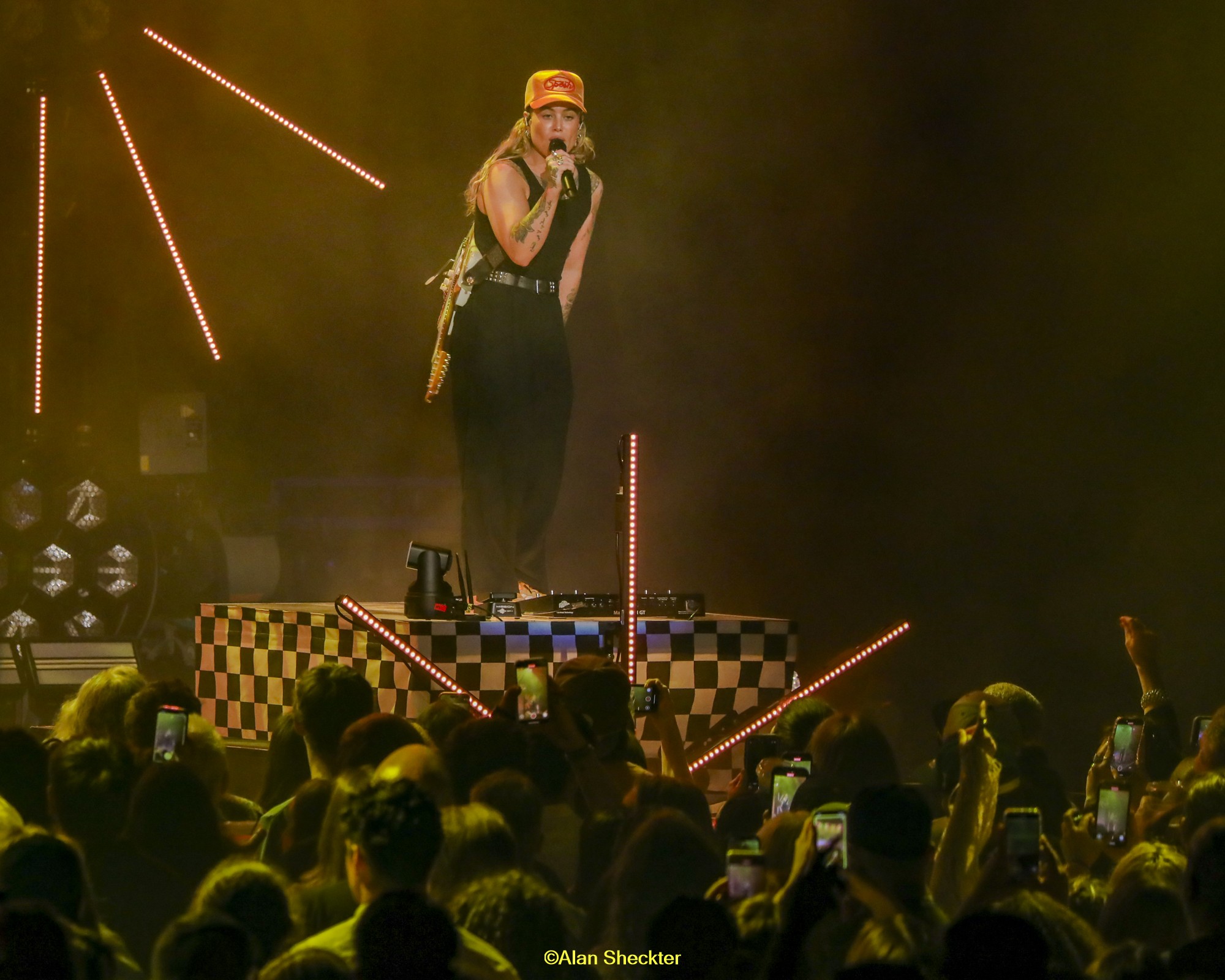 Tash Sultana | Hard Rock Live - Sacramento at Fire Mountain