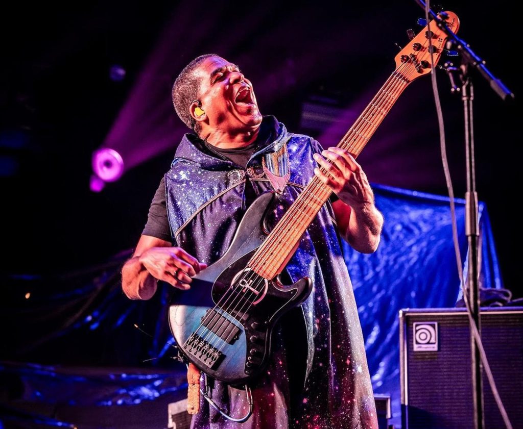 Grateful Guitars Foundation to Gift Oteil Burbridge First Ever Wolf-Style Bass at Red Rocks for Jerry Garcia Symphonic Celebration on July 6