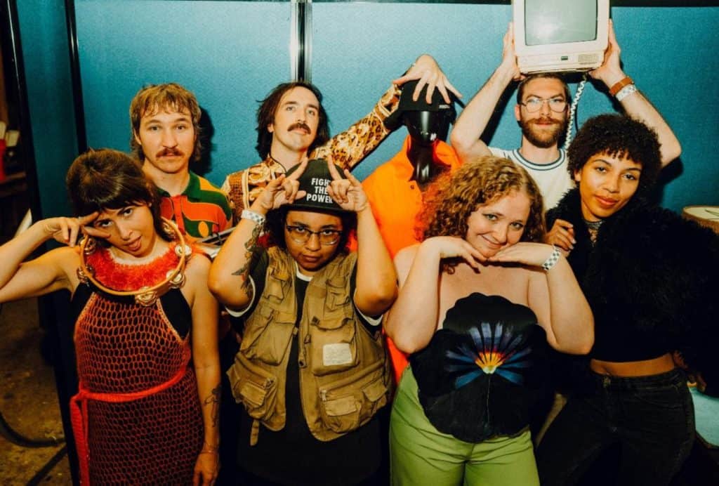 Psychedelic Rock Collective ISTA Debuts New Track, “Waves”