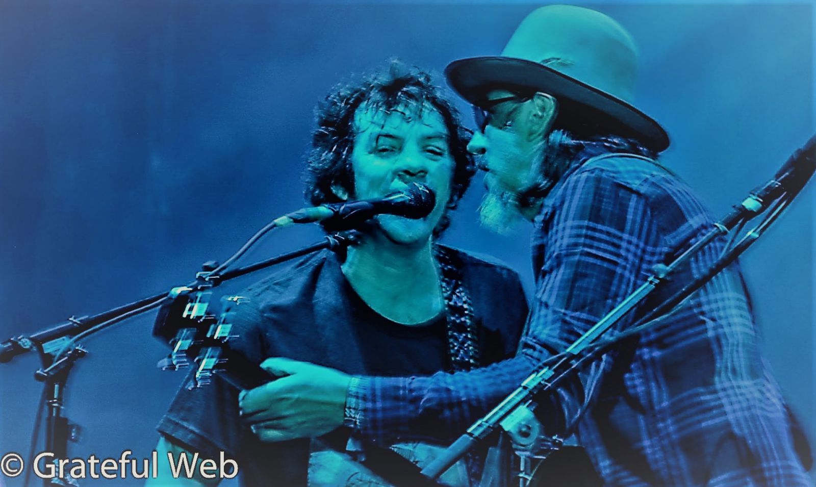 Les Claypool sits in with Ween