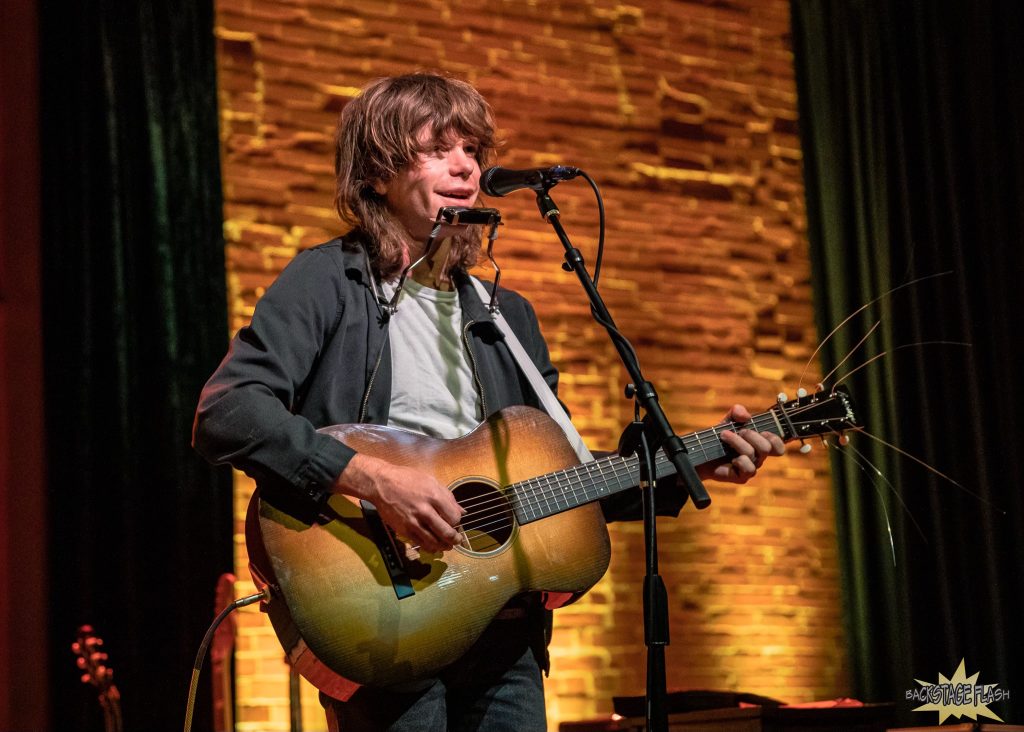 Jesse Welles Is Singing the Truth. Who Else Will Join Him?