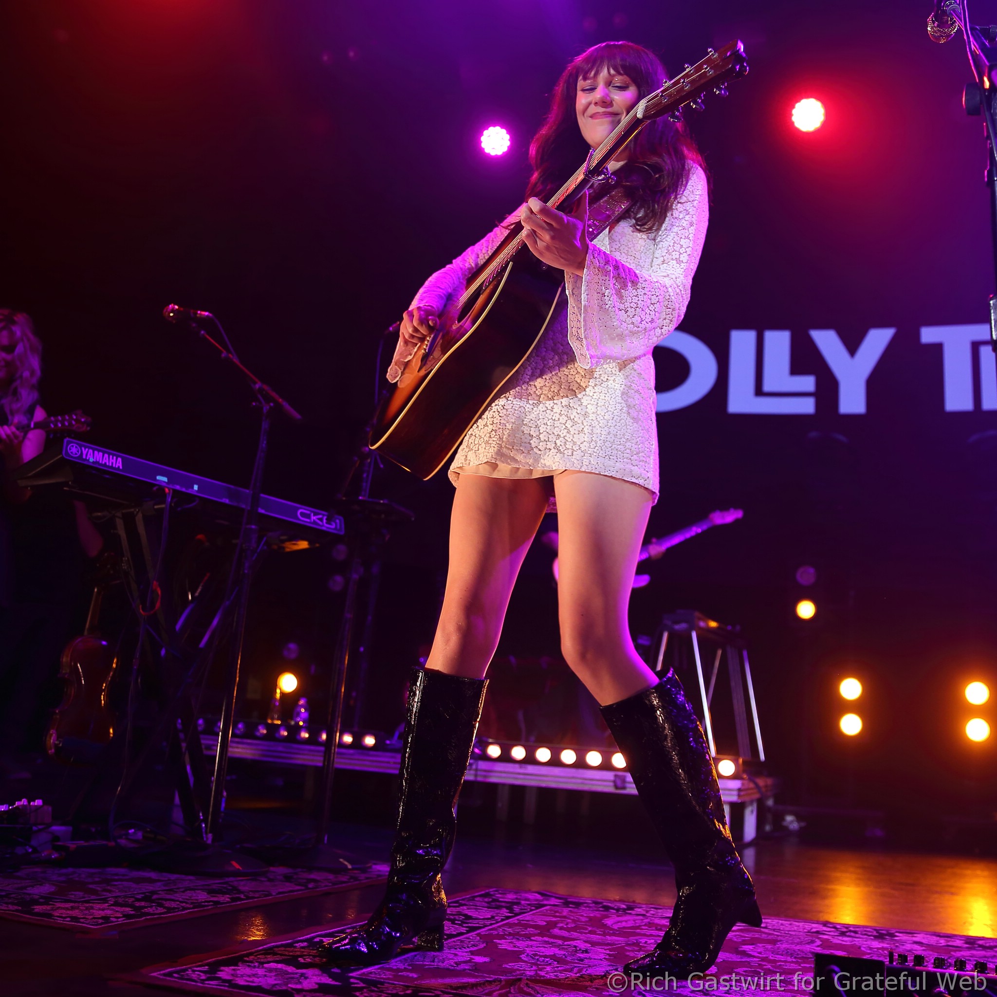 Molly Tuttle | Royale | 9/17/2025