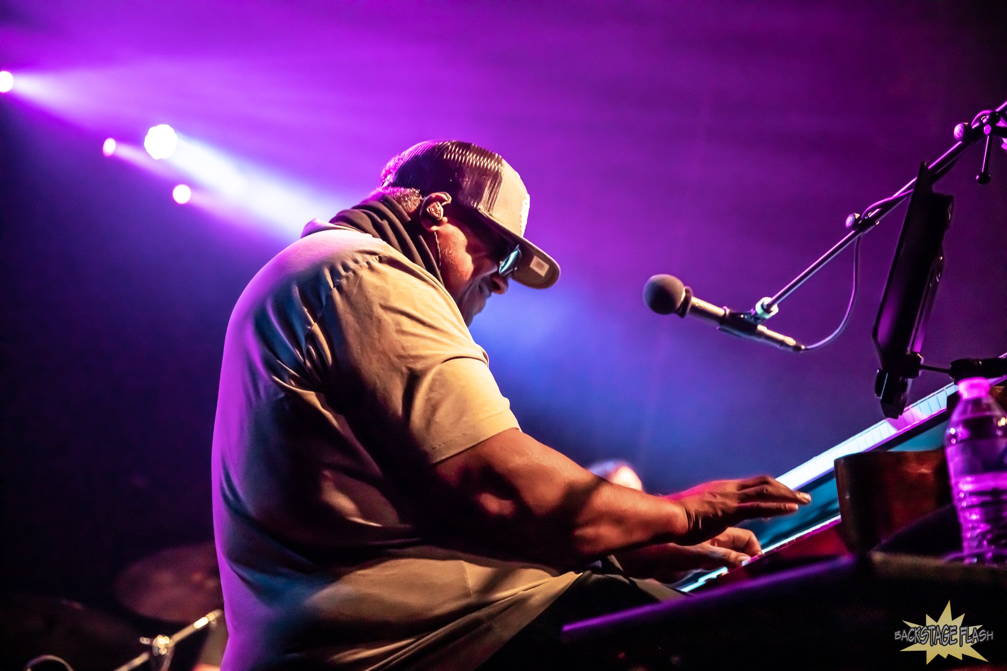 0Y2A9577 - Grateful Web