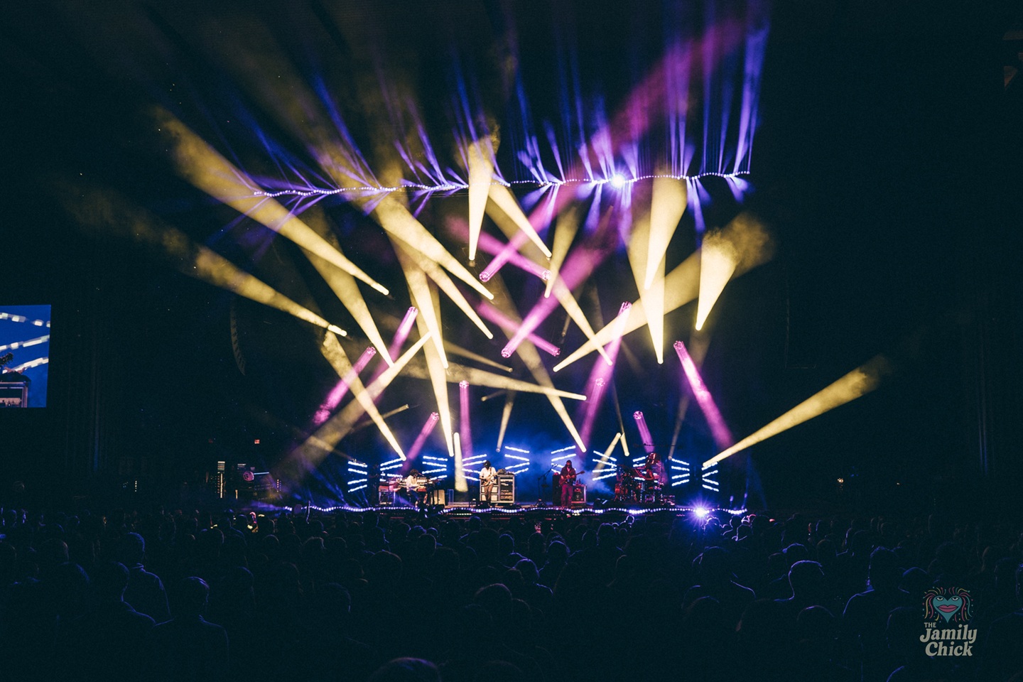 GN2R-11 - Grateful Web